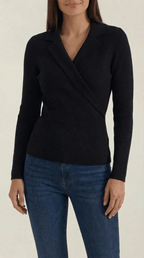 Sweter damski z dekoltem kopertowym - Arkadya Outlet - Women Top