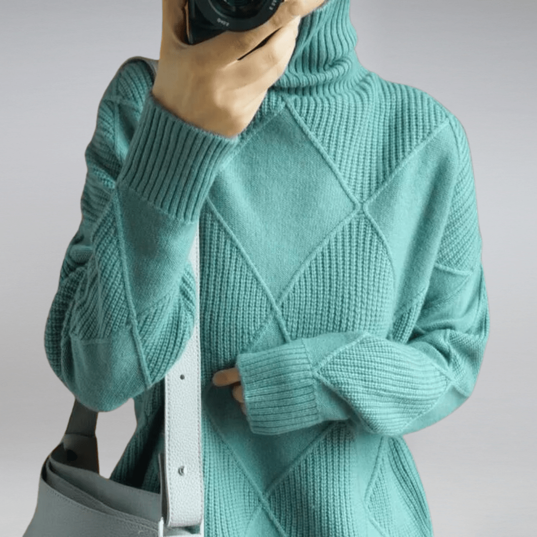 Sweter Damski z Golfem | Dopasowany Krój z Prążkowaną Dzianin - Arkadya Outlet - Sweaters