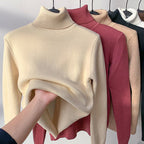 Sweter Damski z Golfem | Regularny Krój z Długim Rękawem - Arkadya Outlet - Sweaters