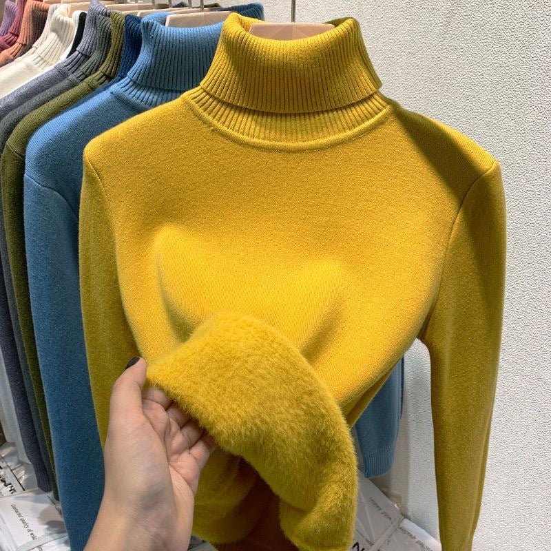 Sweter Damski z Golfem | Regularny Krój z Długim Rękawem - Arkadya Outlet - Sweaters