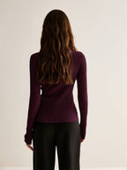 Top damski dopasowany z długim rękawem - Arkadya Outlet - Women Shirt