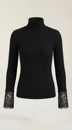 Top damski golf z koronkowymi mankietami - Arkadya Outlet - Women Top
