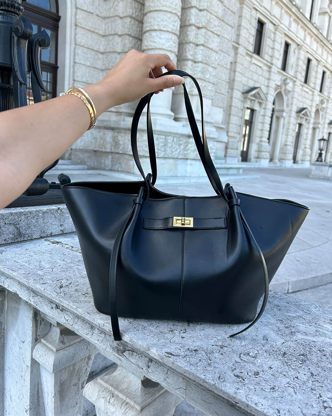 Torba shopper damska – zamek, długi pasek na ramię - Arkadya Outlet - Women Bag