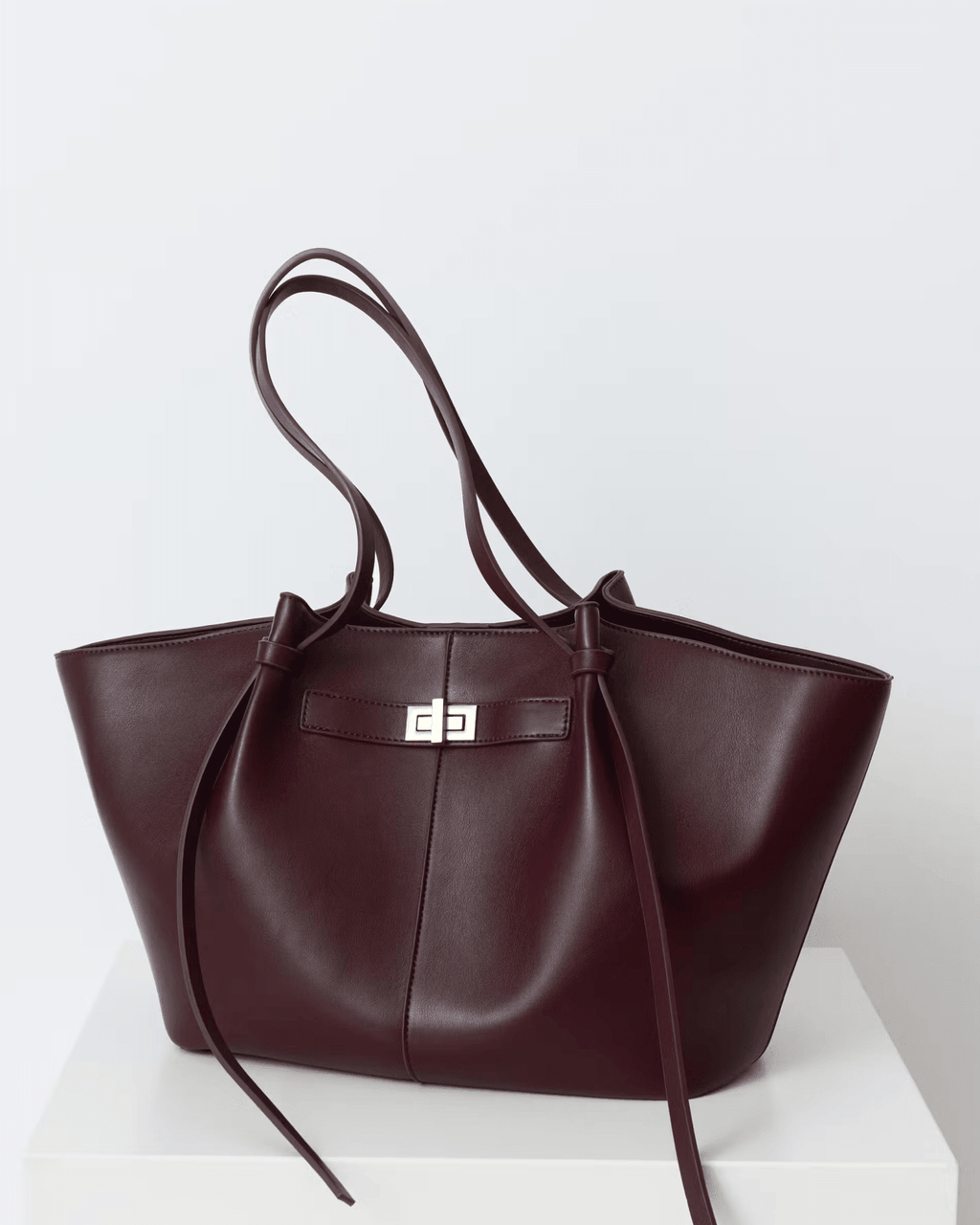 Torba shopper damska – zamek, długi pasek na ramię - Arkadya Outlet - Women Bag