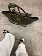 Torba shopper damska – zamek, długi pasek na ramię - Arkadya Outlet - Women Bag