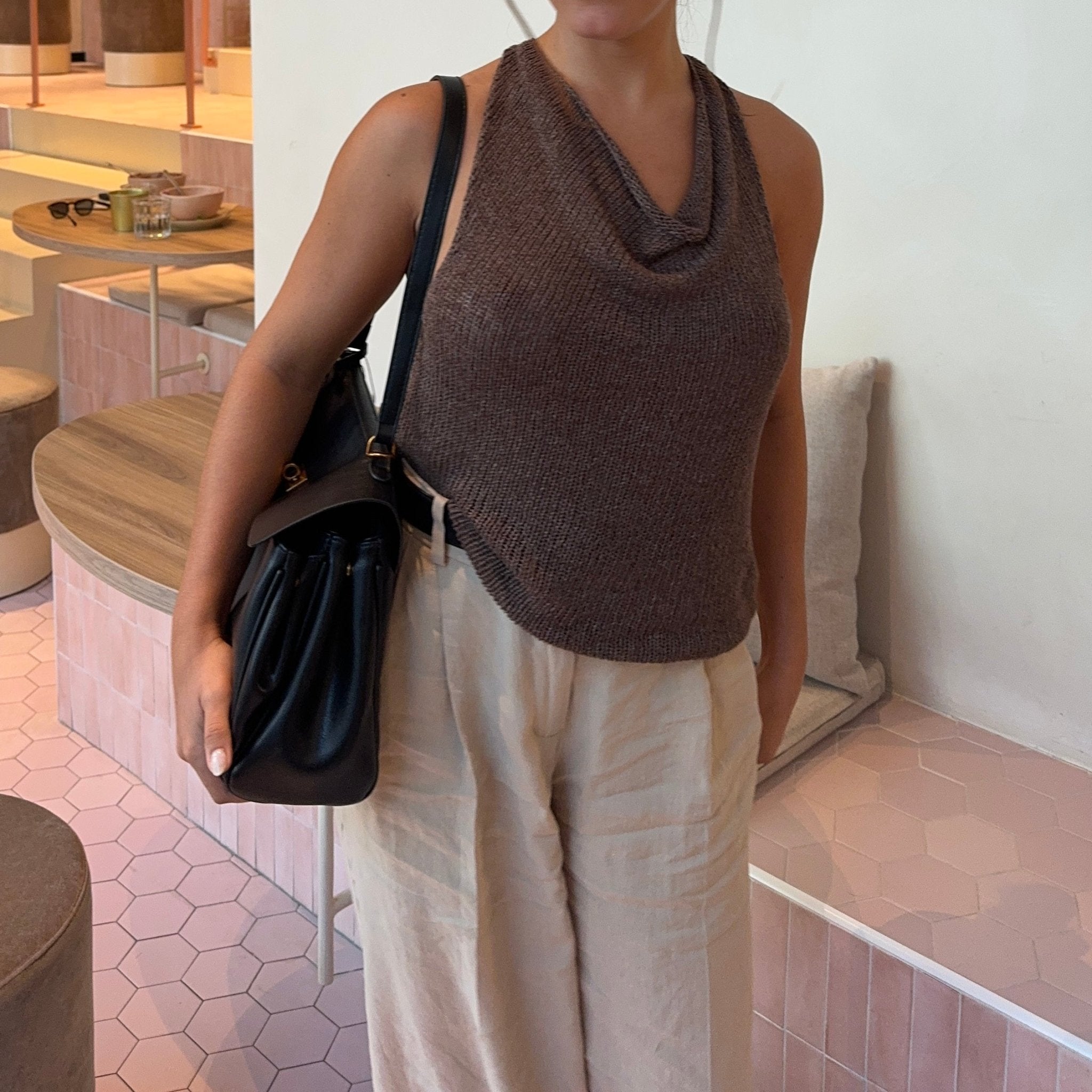 Torebka damska – zapięcie obrotowe, regulowany pasek - Arkadya Outlet - Women Bag