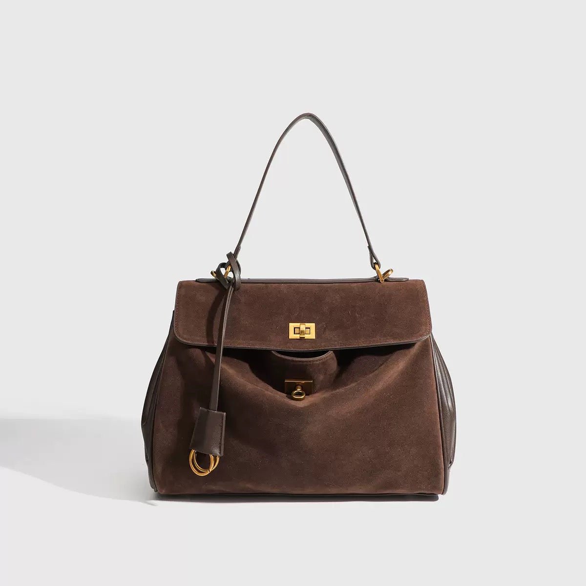 Torebka damska – zatrzask, kieszenie, regulowany pasek - Arkadya Outlet - Women Bag