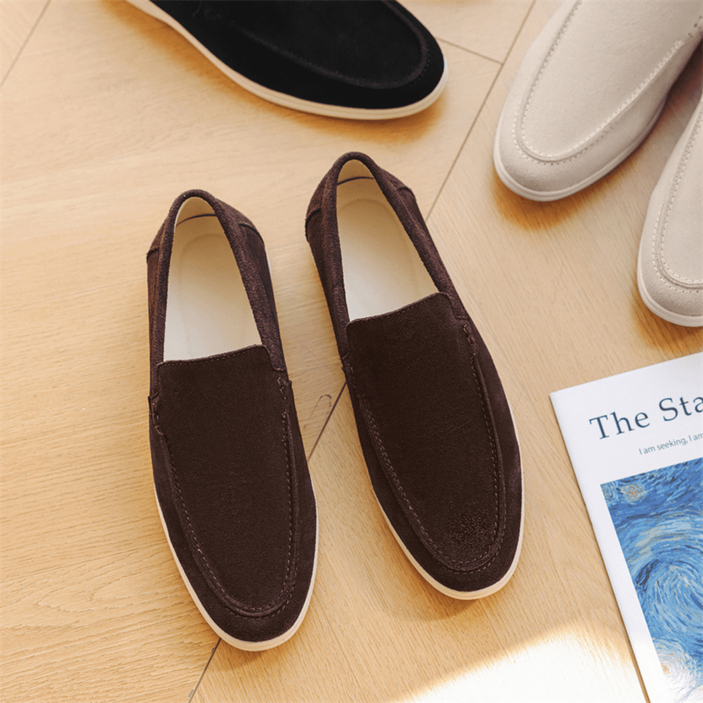 Zamszowe mokasyny męskie wsuwane – miękka skóra - Arkadya Outlet - Men Shoes