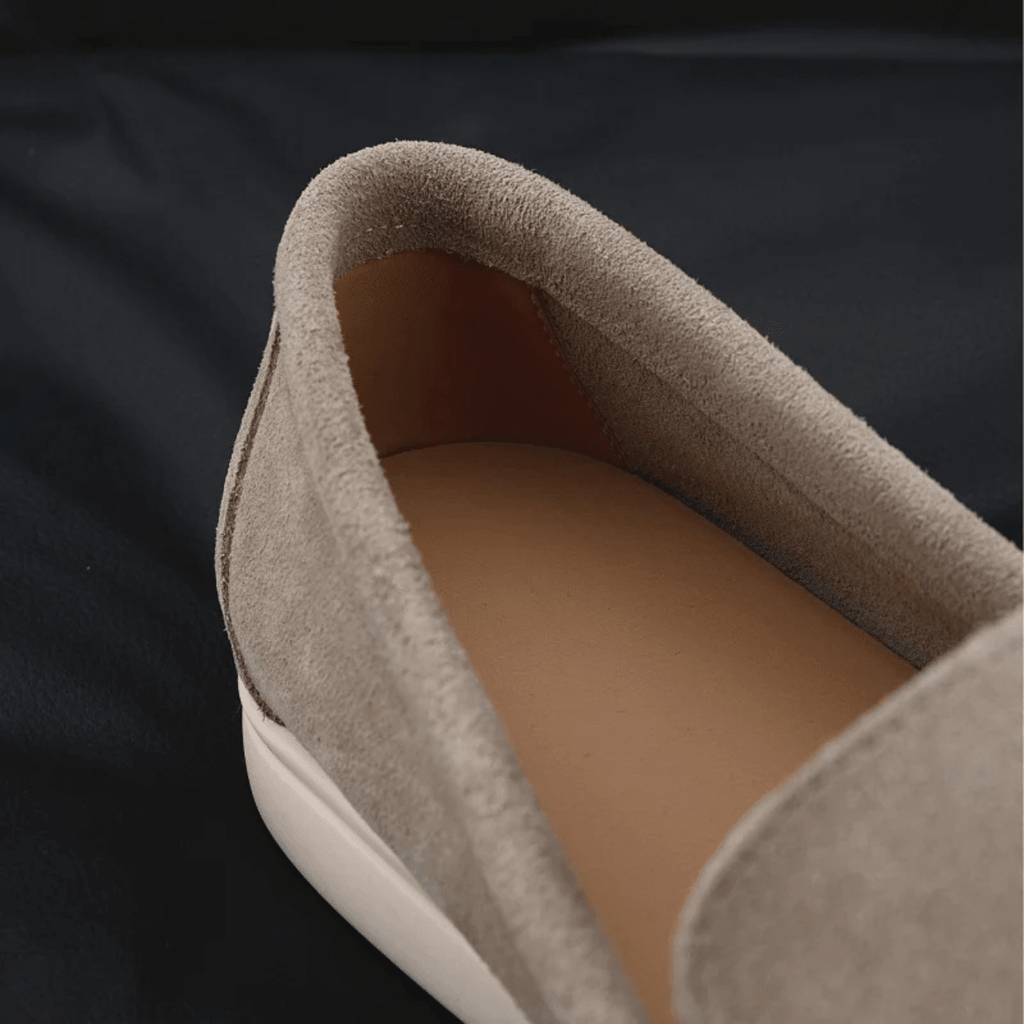 Zamszowe mokasyny męskie wsuwane – okrągły nosek - Arkadya Outlet - Men Shoes