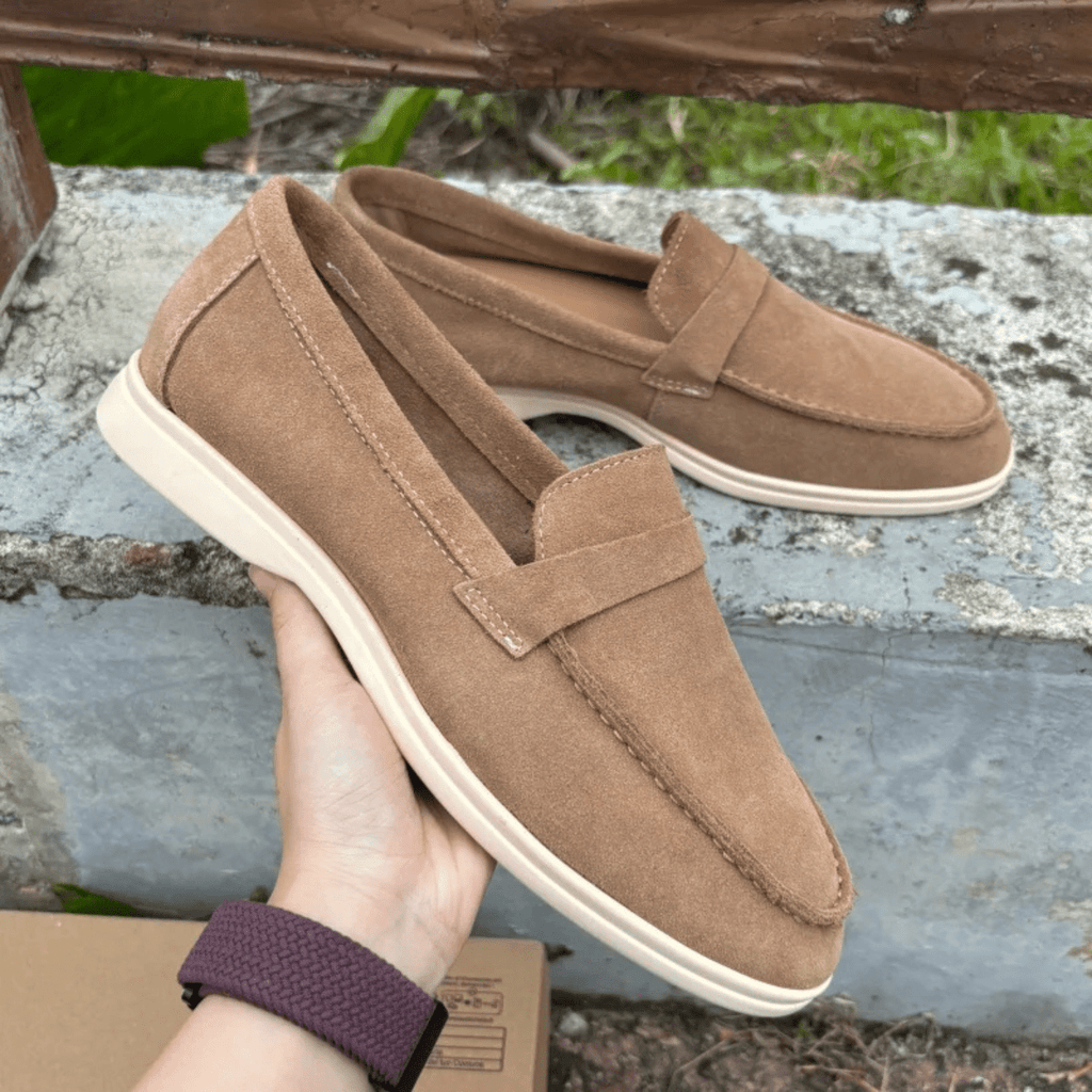 Zamszowe mokasyny męskie wsuwane – okrągły nosek - Arkadya Outlet - Men Shoes